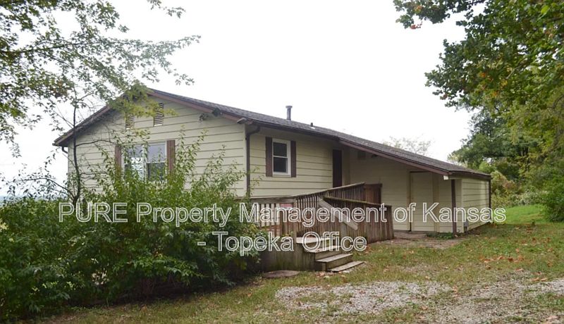 1st image of 1702 N 466th Rd