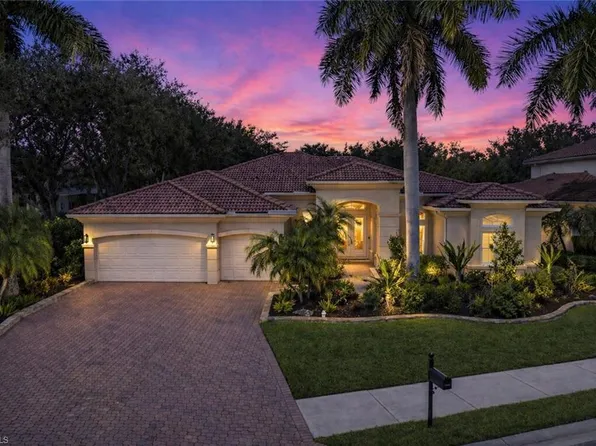 19500 La Serena DR, ESTERO, FL 33967