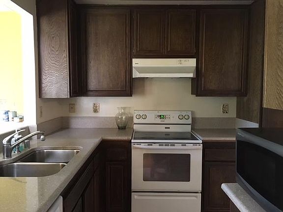 5th image of 4917 Avenida De Carmen