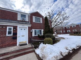 75-32 263rd Street #41B61, Glen Oaks, NY