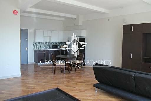 2nd image of 2928 41st Ave #603