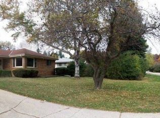 242 Indiana St, Racine, WI 53405