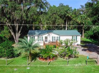 2100 Mullet Lake Park Rd, Geneva, FL 32732