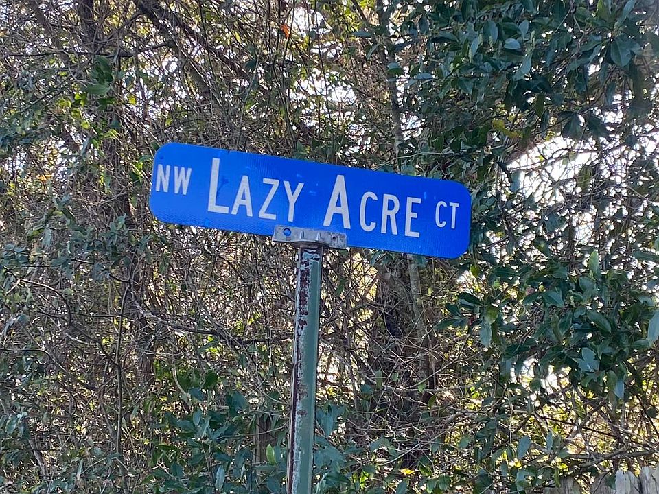 1st image of 180 NW Lazy Acre Ct