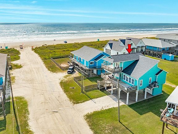 3rd image of 119 Bay Ave