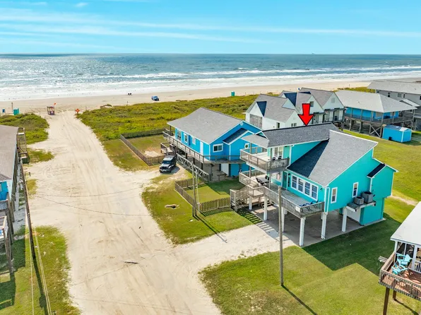 119 Bay Ave, Surfside Beach, TX 77541