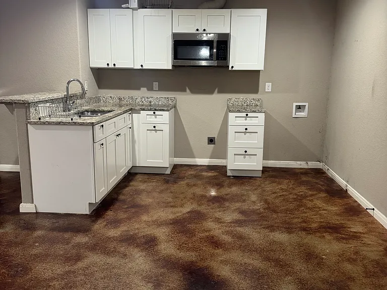 2213 Beauregard St #A — Photo 3