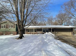 1569 Conestoga Trl NE, Swisher, IA 52338