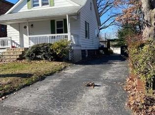 15 1st St, Englewood Cliffs, NJ 07632