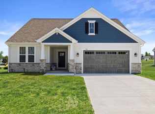 1101 Durango Dr, Hartford, WI 53027