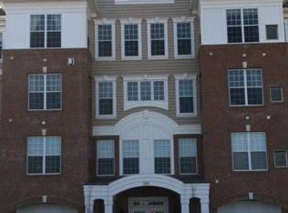 222 Regency Dr, Fishkill, NY 12524