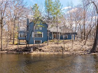 3901 Auburn Dr, Minnetonka, MN 55305