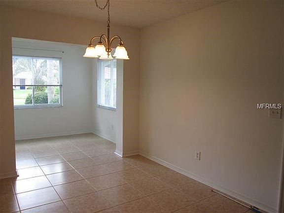 4th image of 2232 Greenwich Dr