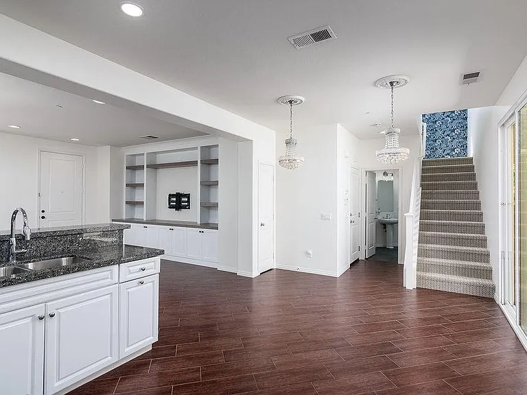3558 Summit Trail Ct — Photo 6