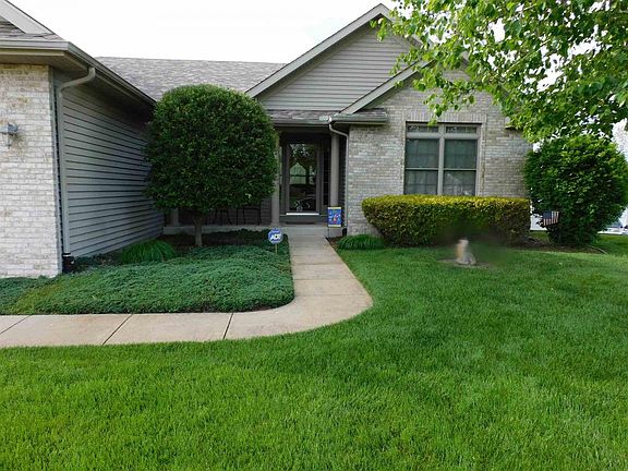 2nd image of 19297 Country Creek Ct