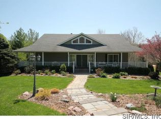 45 Hillside Dr, Collinsville, IL 62234