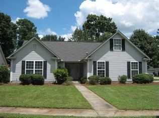 3831 Periwinkle Ln, Florence, SC 29501