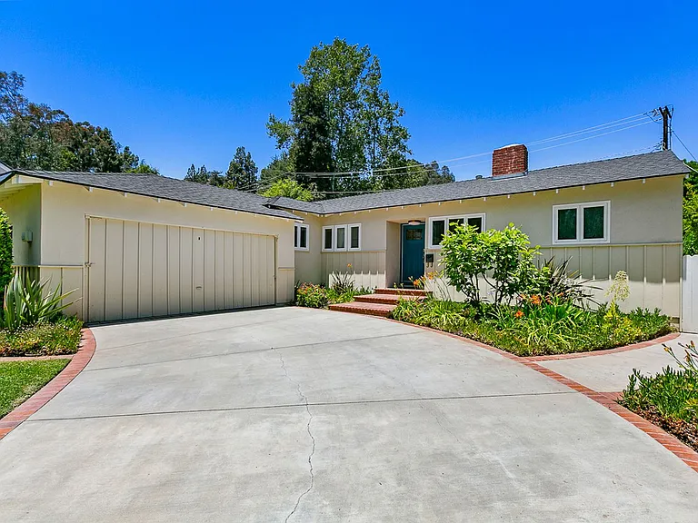 1325 Lomay Pl — Photo 19