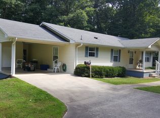 926 Wesley Mountain Dr, Blairsville, GA 30512