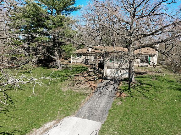 5th image of 3N611 Lakeview Ct
