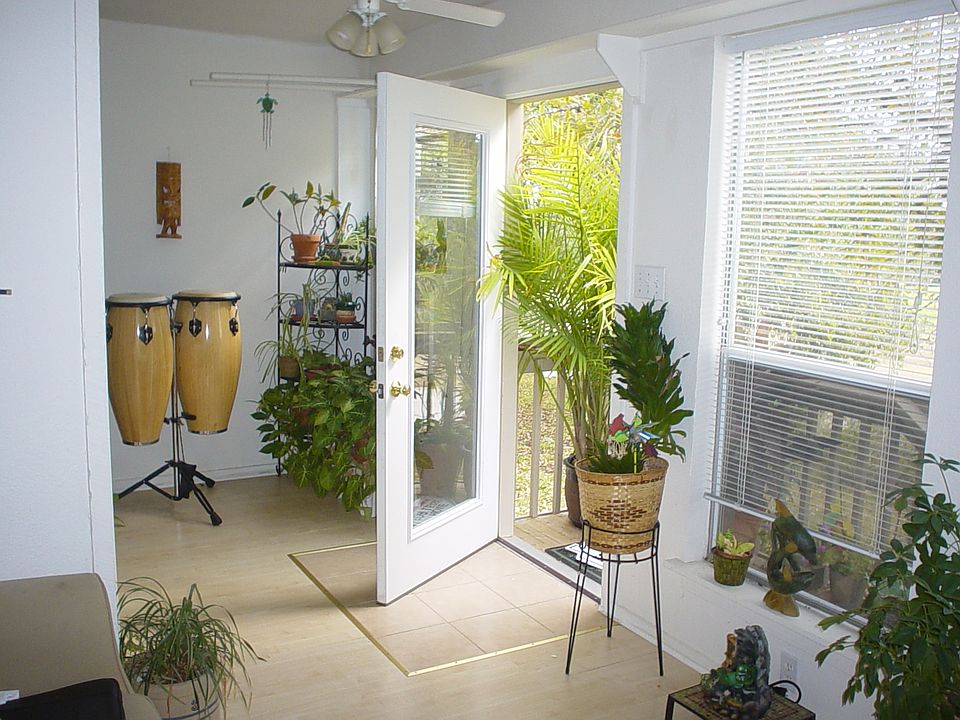 1st image of 539 Demarett Dr