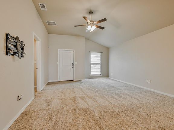 2nd image of 2901 Urbana Ave