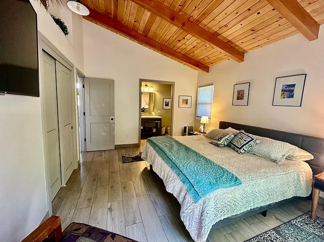 2 bed, 800 sqft, $2,490 — Photo 3