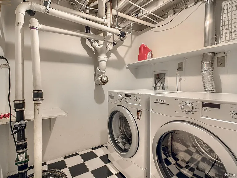 470 S Williams St — Photo 18