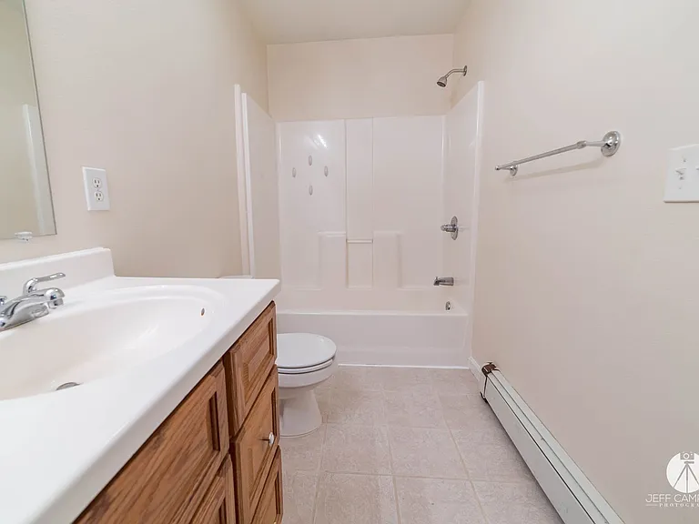 1100 W Nugget Ave — Photo 7