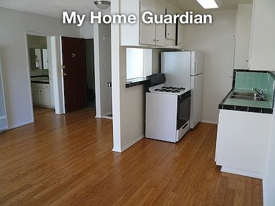 2nd image of 1939 Argyle Ave APT 29