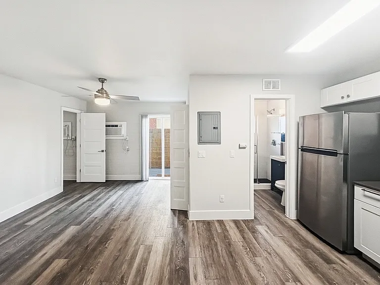 631 N 4th Ave #12 — Photo 13