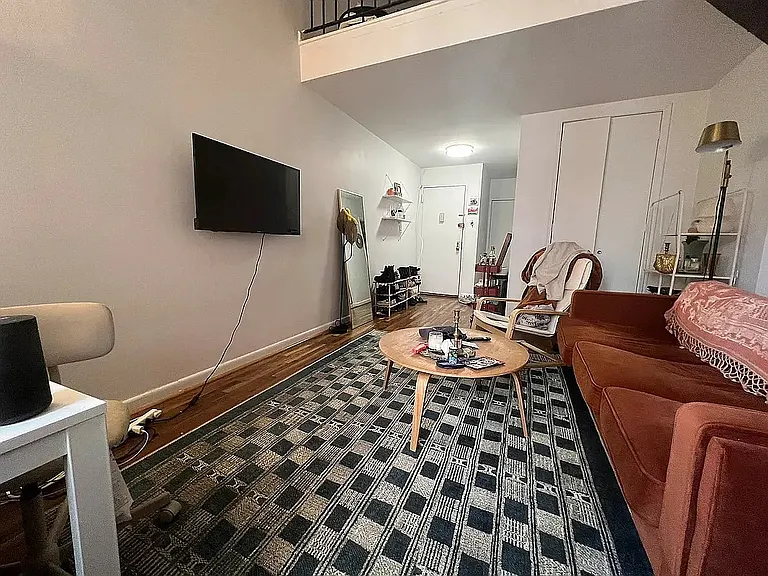 131 E 17th St #15A — Photo 2