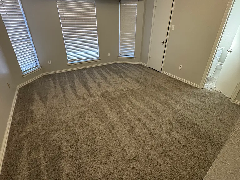 2406 Hallmark St — Photo 4