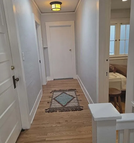 2122 N Hillhurst Ave — Photo 8