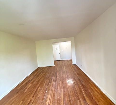 5th image of 2343 E 12th St #2K