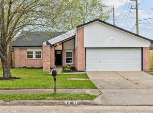 11007 White Oak Bend Dr, Houston, TX 77064