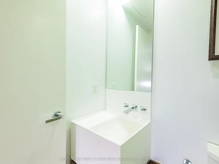1 Bloor St E #1708 — Photo 22