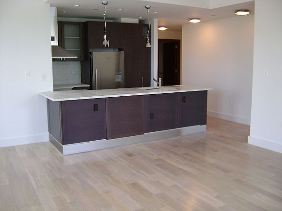 2nd image of 3101 Vernon Blvd APT 509
