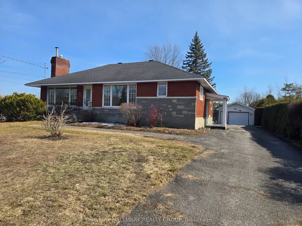 3654 Navan Rd, Ottawa, ON K4B 1H9