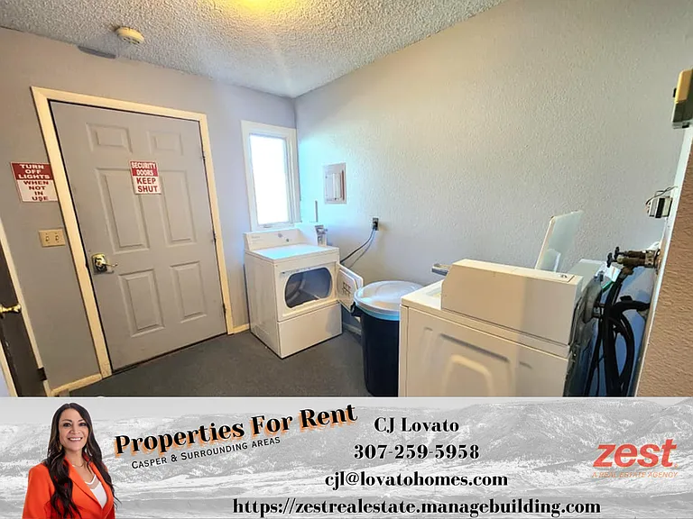 821 E 25th St #4 — Photo 9