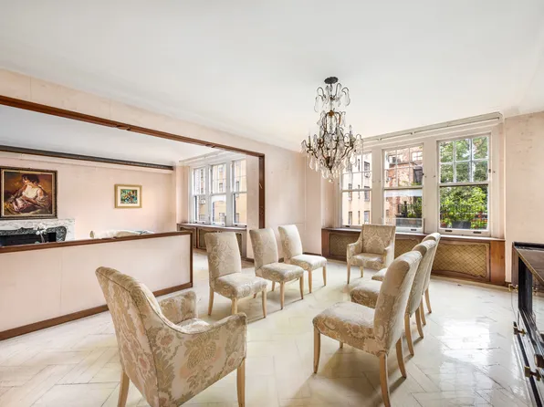 262 Central Park West image 12 of 14