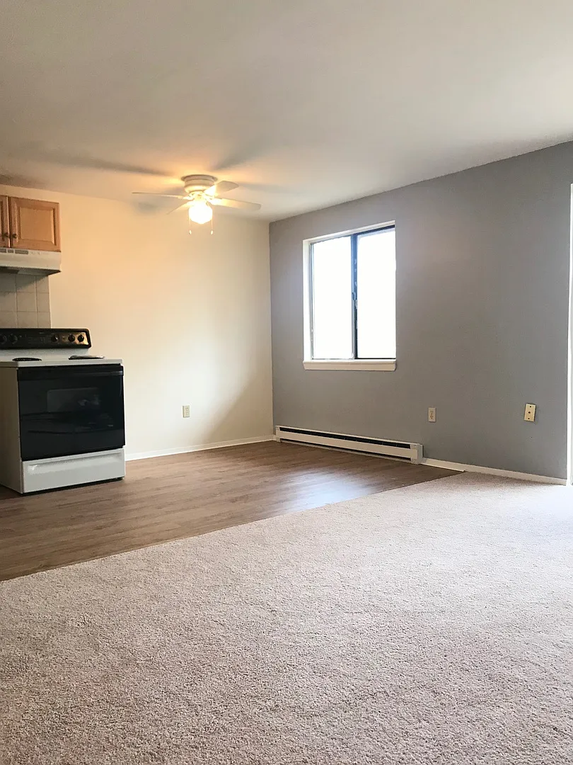 Westland Meadows — Photo 1