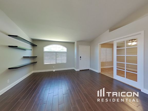 2nd image of 4909 E Sandwick Dr