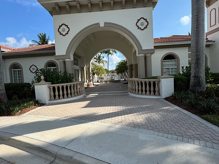 Ocean Walk Cir — Photo 31