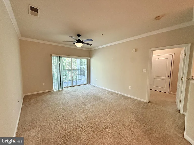 9720 Holmes Pl #403 — Photo 7