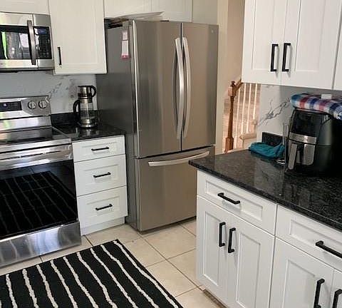 3rd image of 3013 Saville Garden Way