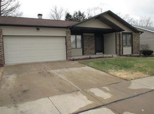 15618 91st Ave, Florissant, MO