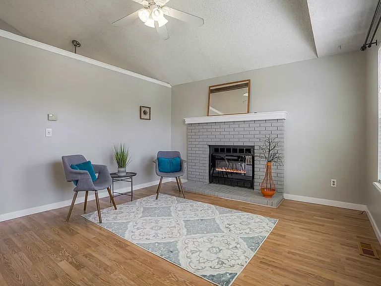 1447 W 134th Dr — Photo 3