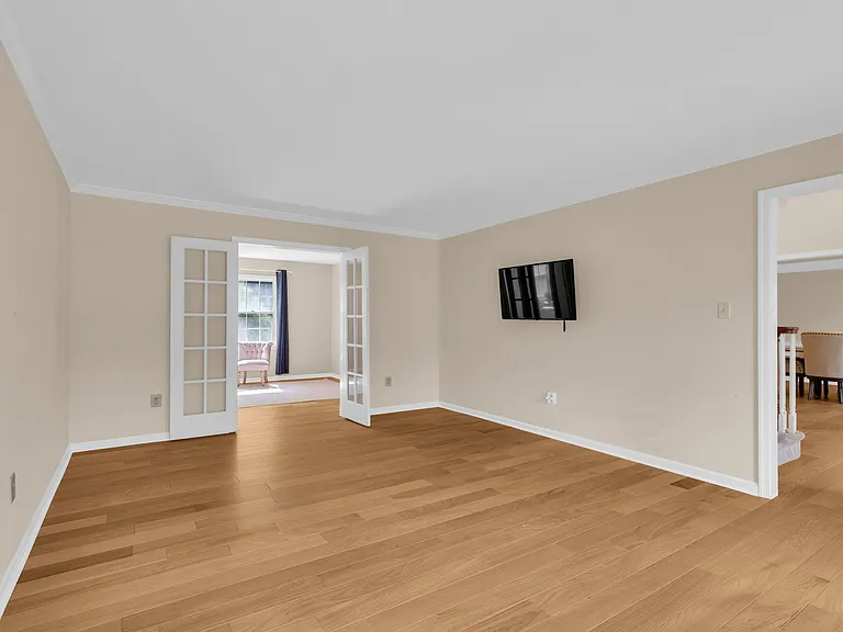 7707 Lake Glen Dr — Photo 9