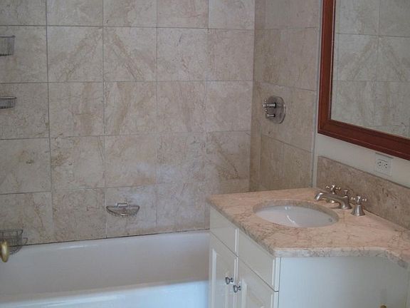 En Suite Bath